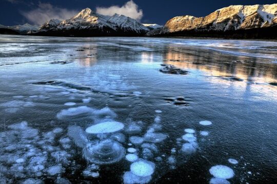 Lake Louise & Snow Fun Tour (Includes Free Coupons Worth CAD $50)