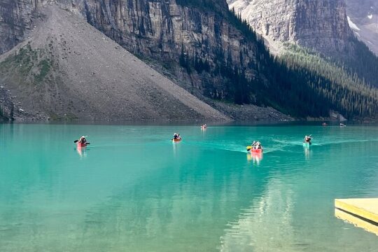 Lake Louise, Moraine Lake, Emerald Lake and Johnston Canyon Tour