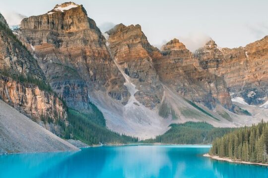Private Tour of Lake Louise, Moraine, Peyto and Icefields