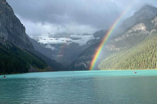 Moraine Lake and Lake Louise Full-Day Scenic Adventure