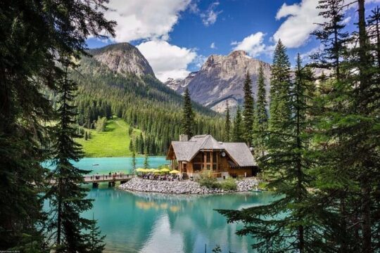 Lake Louise, Moraine, Emerald, Johnston Canyon and Banff Town