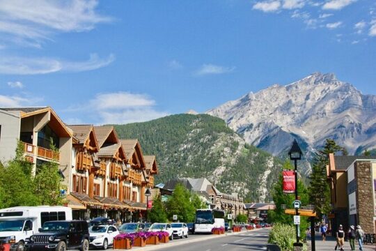 Calgary Banff Roundtrip Johnston Canyon 1 Day Tour